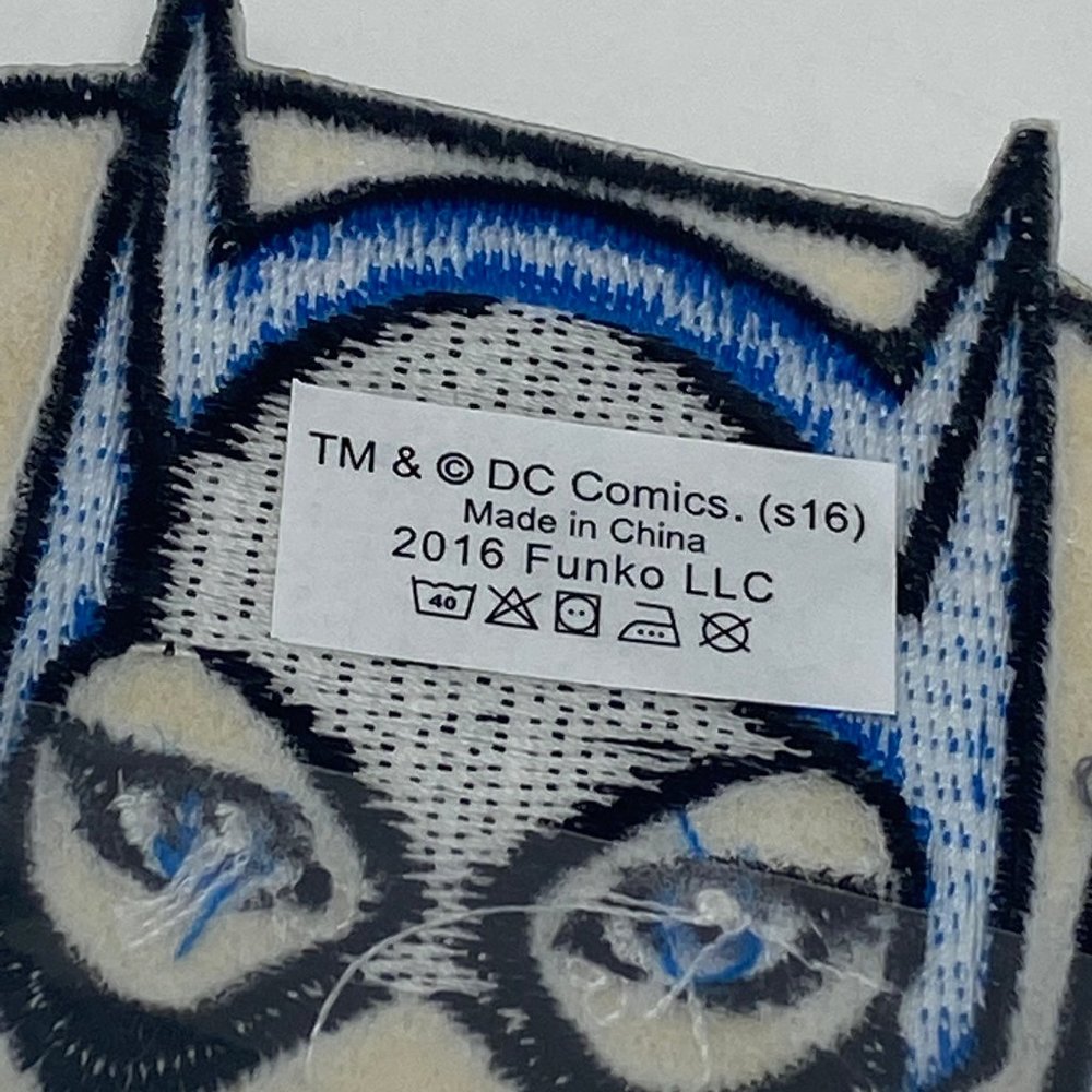 DC Comics Batgirl Patch Iron On Funko Embroidered - Picture 4 of 4